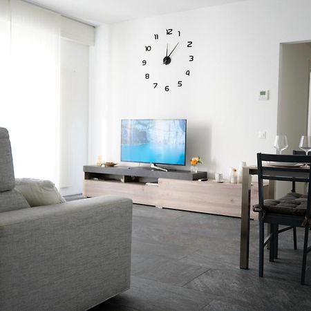 Urban Flat Apartment ลูกาโน ภายนอก รูปภาพ